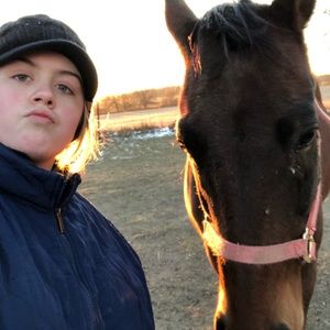 Meet your Posher, Haylee